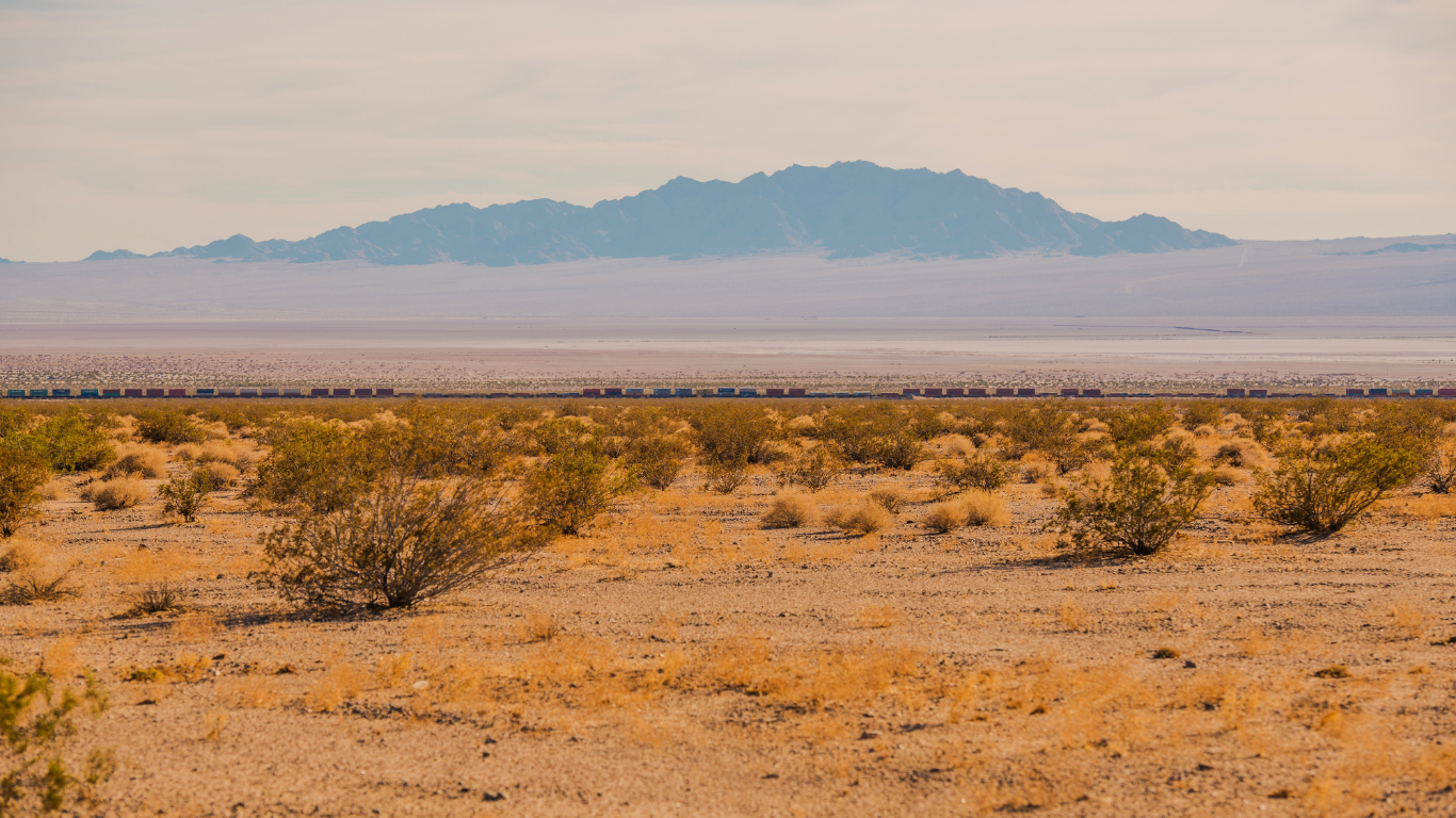 KHÁM PHÁ ĐỒNG BẰNG MOJAVE – VÙNG ĐẤT KHẮC NGHIỆT MANG VẺ ĐẸP HUYỀN BÍ CỦA TOUR DU LỊCH MỸ