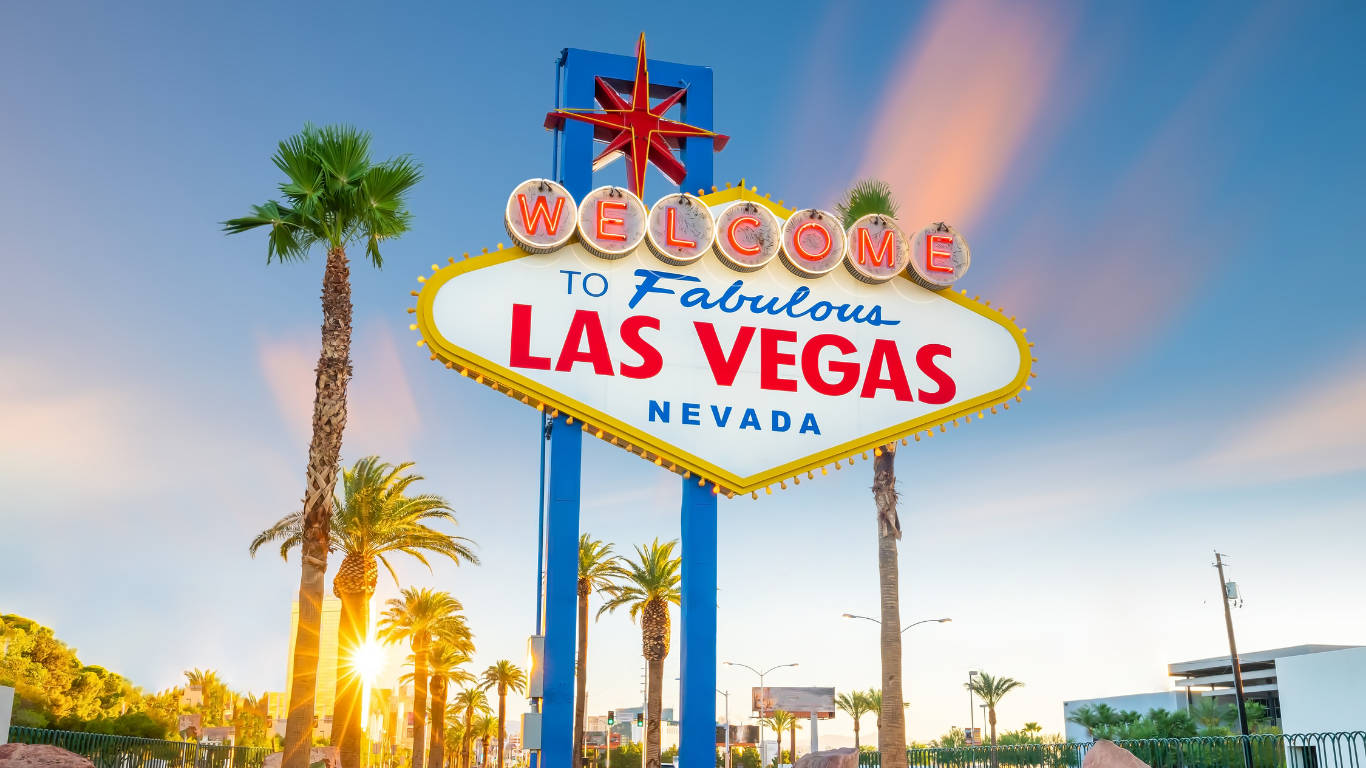 TOP 10 ĐIỂM ĐẾN HẤP DẪN NHẤT LAS VEGAS – TRẢI NGHIỆM KHÔNG NGỦ TRONG TOUR DU LỊCH MỸ