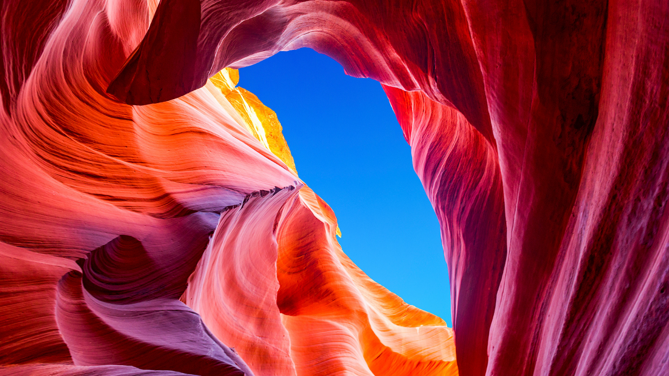 ANTELOPE CANYON – KIỆT TÁC NGHỆ THUẬT CỦA THIÊN NHIÊN TRONG TOUR DU LỊCH MỸ